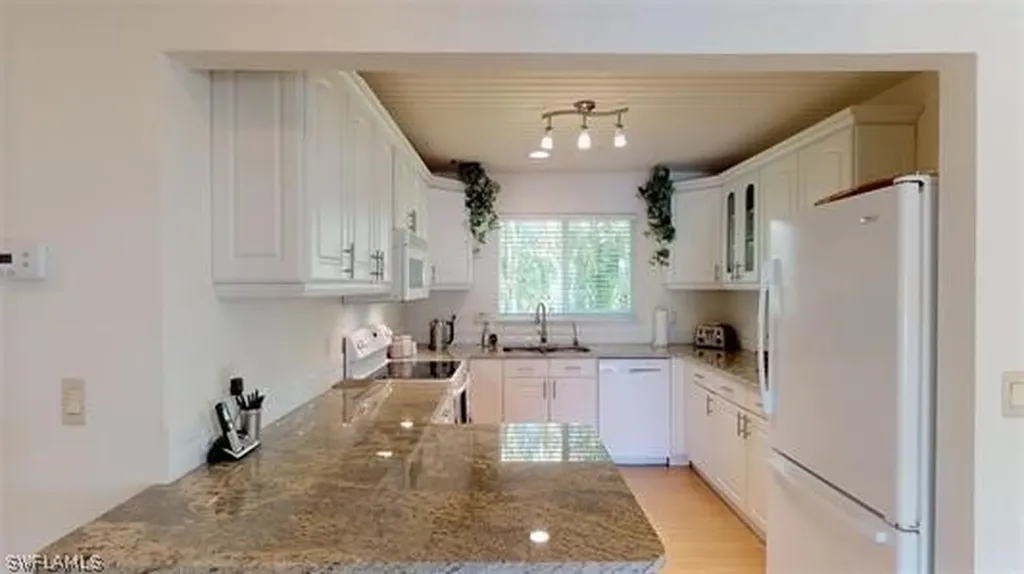 5186 Sea Bell Road Sanibel FL 33957