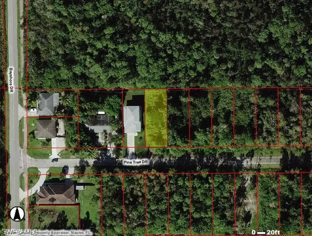 3001 Pine Tree Drive Naples FL 34112