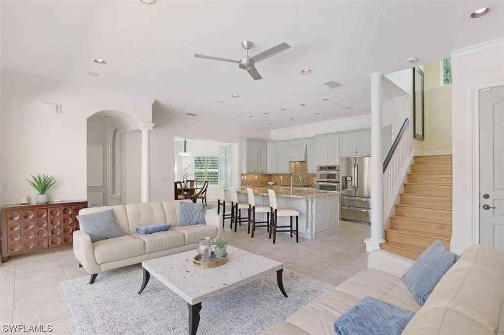 4256 Silver Fox Drive Naples FL 34119