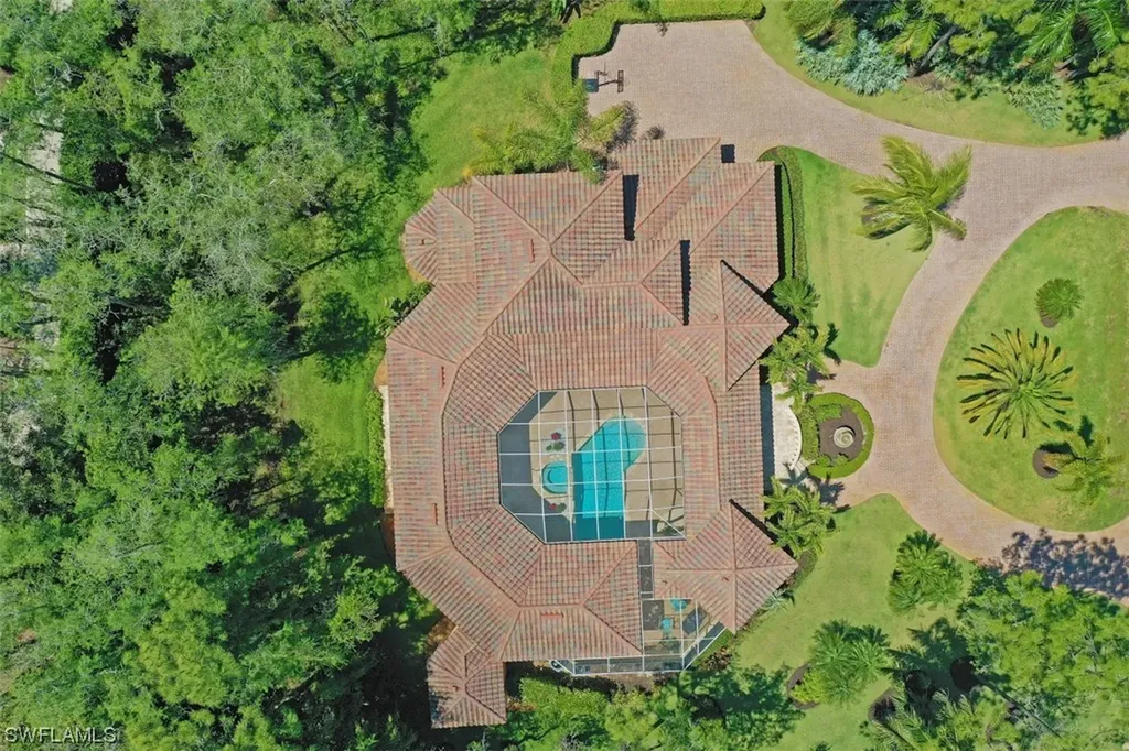 4256 Silver Fox Drive Naples FL 34119
