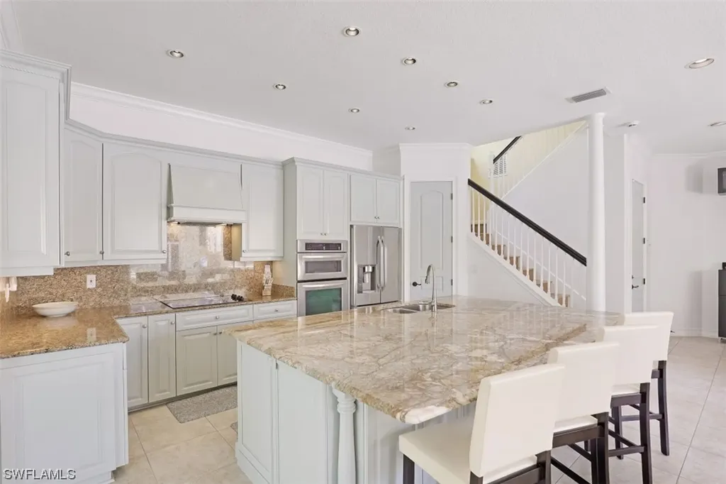 4256 Silver Fox Drive Naples FL 34119