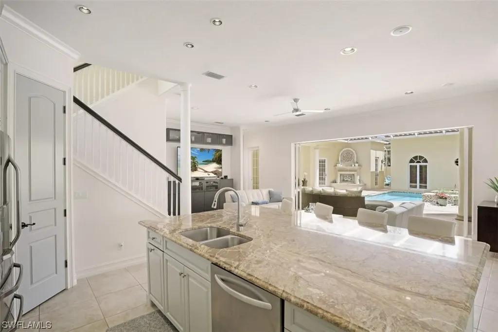 4256 Silver Fox Drive Naples FL 34119
