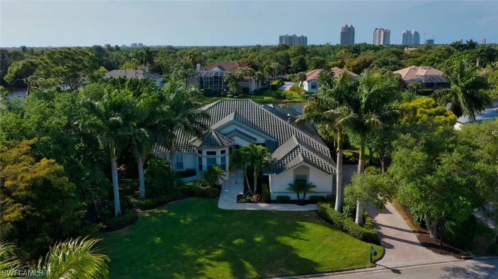 27330 Oak Knoll Drive Bonita Springs FL 34134