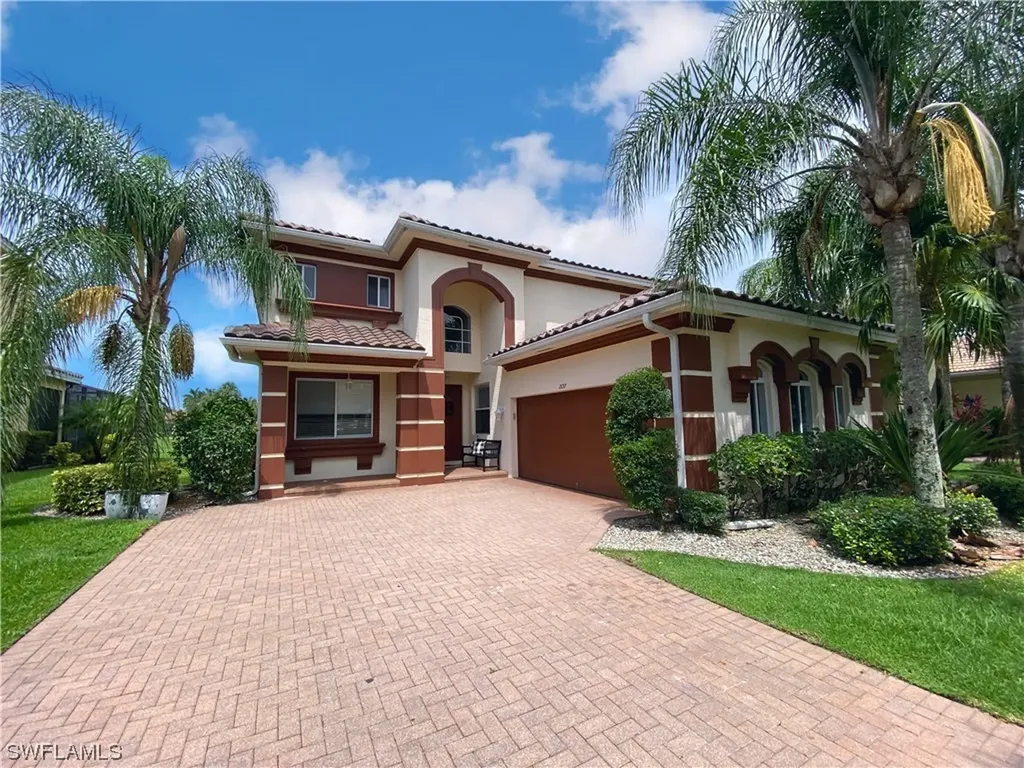 1897 Par Drive Naples FL 34120