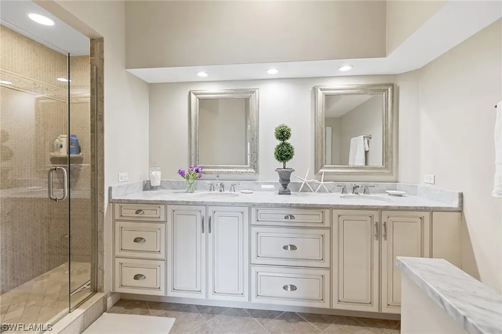 6805 Satinleaf Road S Naples FL 34109