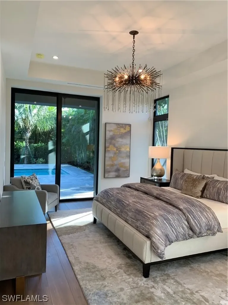 808 Myrtle Terrace Naples FL 34103