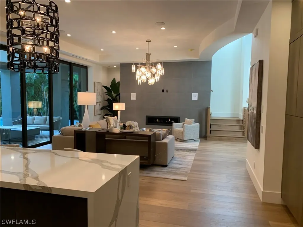 808 Myrtle Terrace Naples FL 34103
