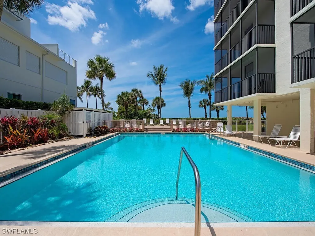 10475 Gulf Shore Drive Naples FL 34108