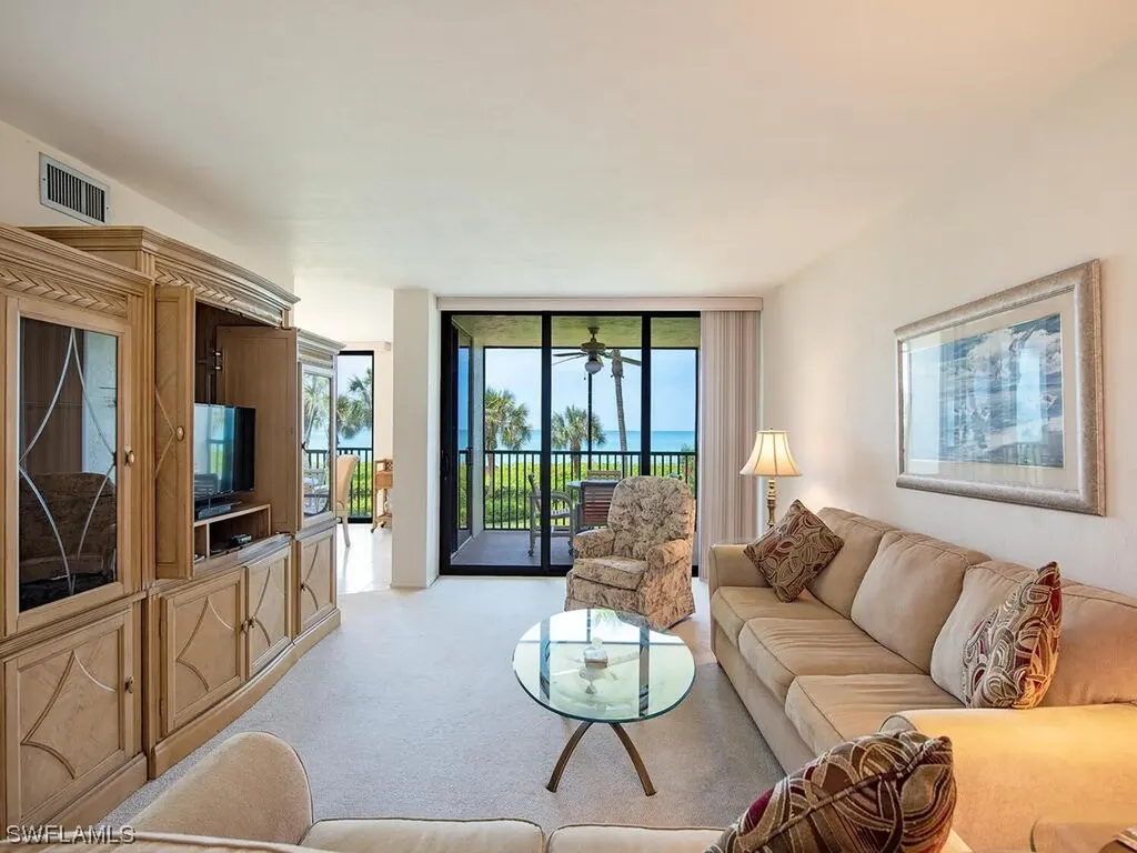 10475 Gulf Shore Drive Naples FL 34108