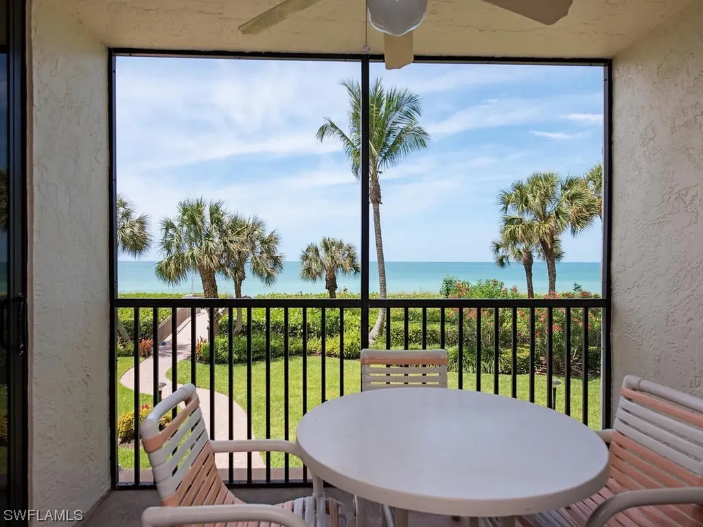 10475 Gulf Shore Drive Naples FL 34108