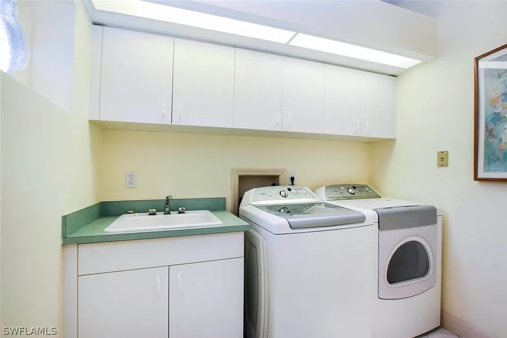 2303 Troon Court Sanibel FL 33957
