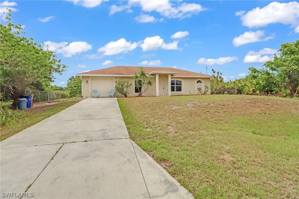 367 Peerless Street Lehigh Acres FL 33974