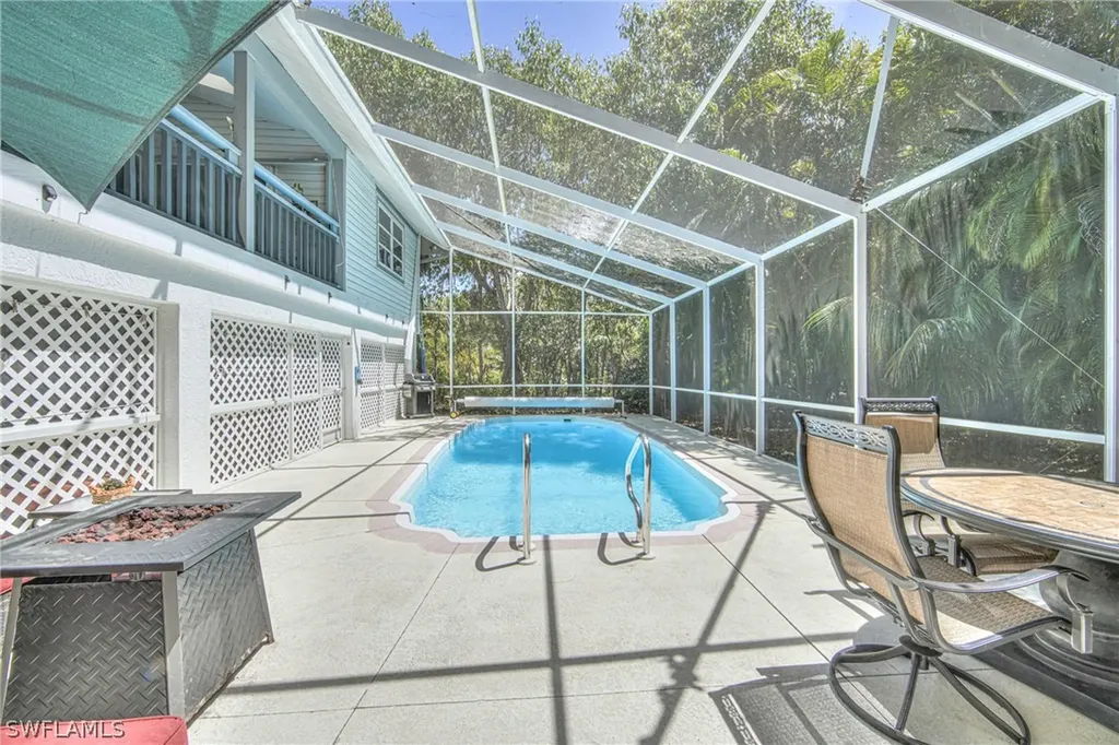 2011 Mitzi Lane Sanibel FL 33957