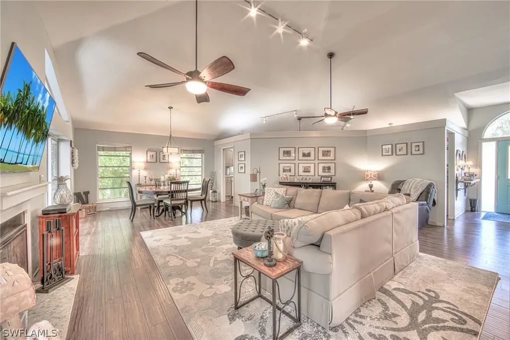 2011 Mitzi Lane Sanibel FL 33957