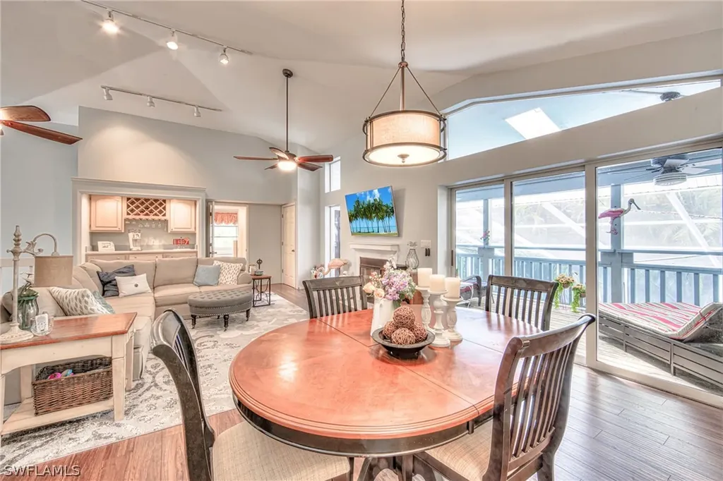 2011 Mitzi Lane Sanibel FL 33957