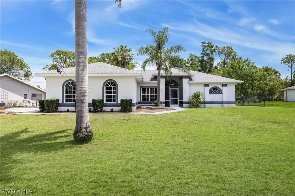 18677 Spruce Drive W Fort Myers FL 33967