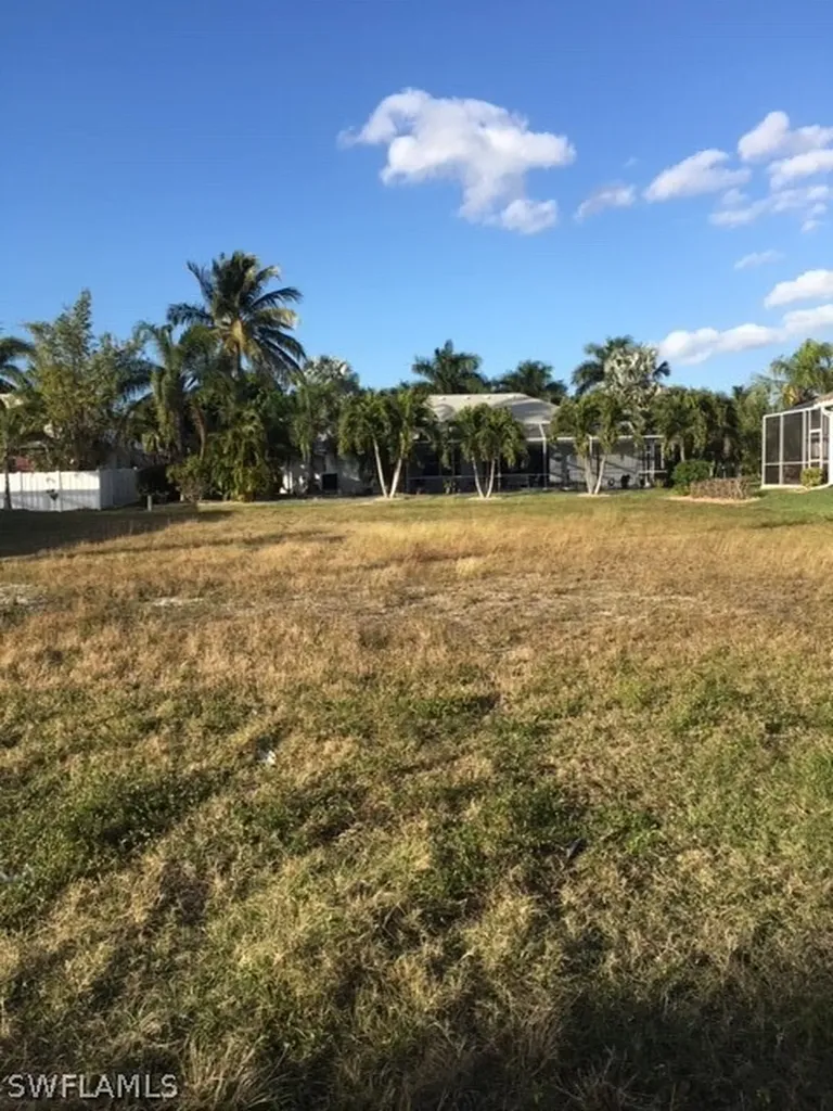 3402 Oasis Boulevard Cape Coral FL 33914