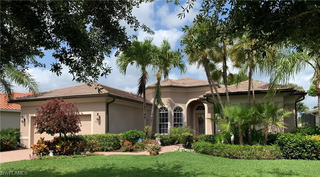 8722 Mustang Island Circle Naples FL 34113