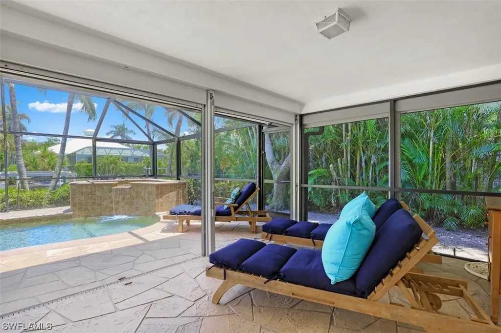 1893 Snook Drive Naples FL 34102