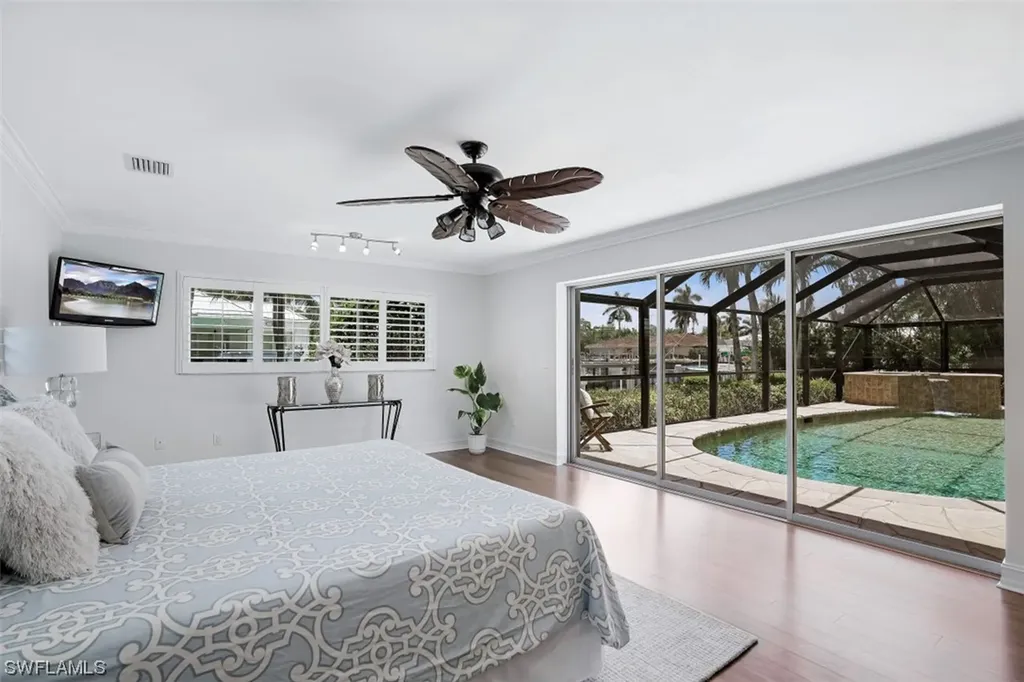 1893 Snook Drive Naples FL 34102