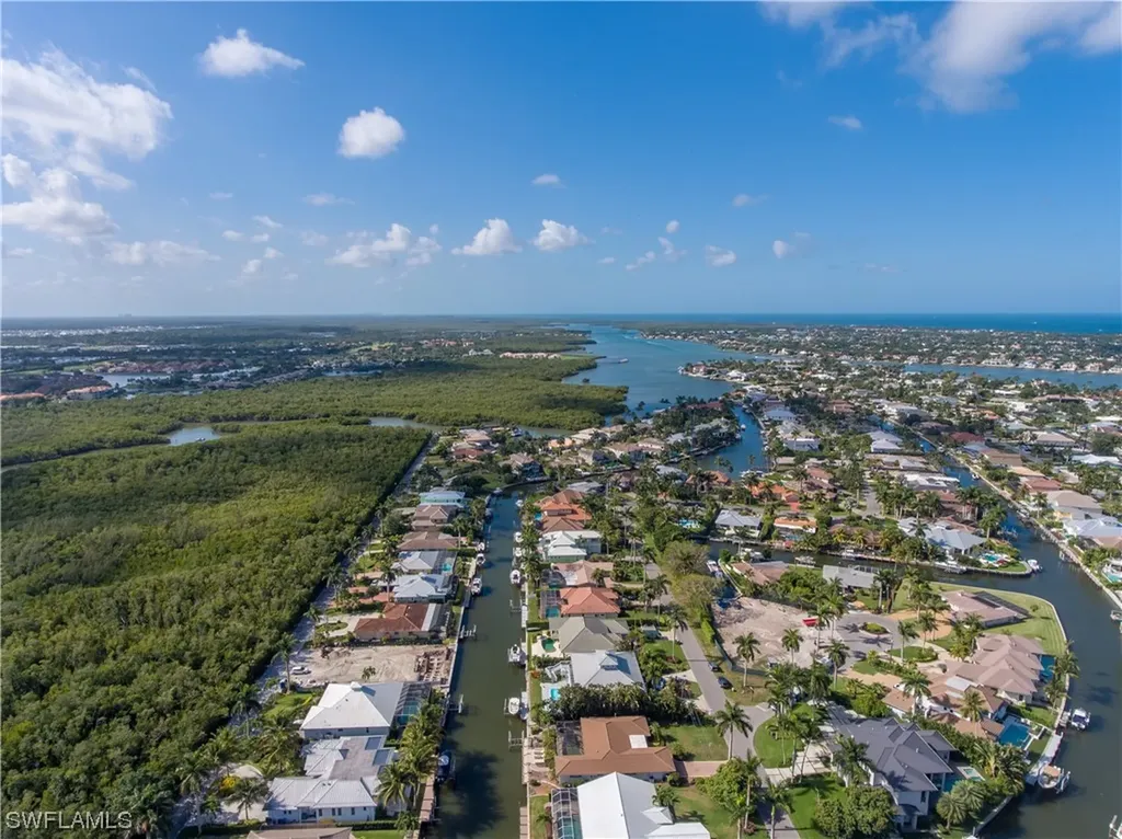 1893 Snook Drive Naples FL 34102