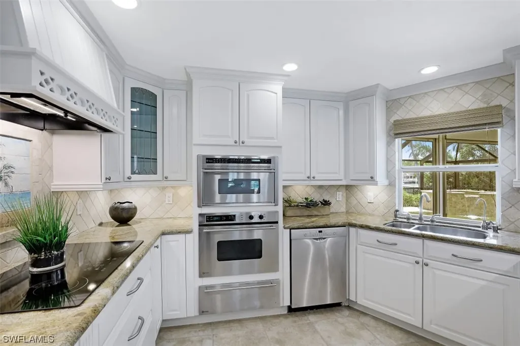 1893 Snook Drive Naples FL 34102