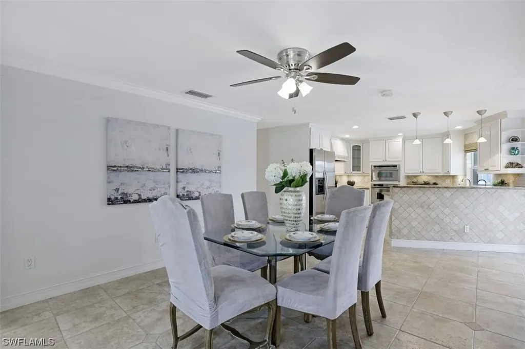 1893 Snook Drive Naples FL 34102
