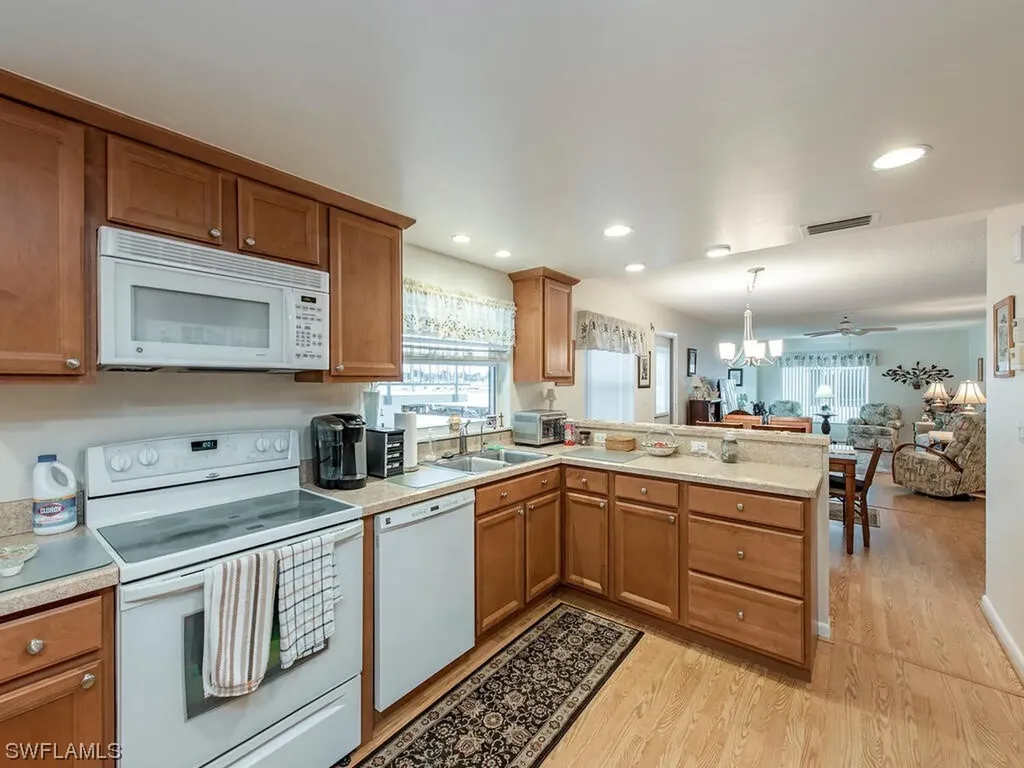1100 8th Avenue S Naples FL 34102