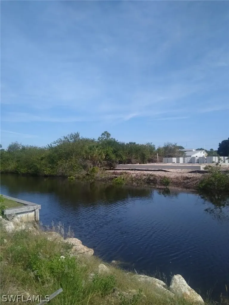17272 Gulfspray Circle Port Charlotte FL 33948