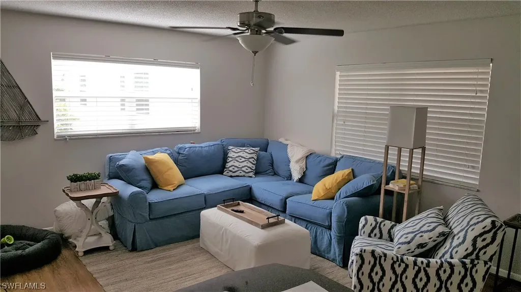 780 10th Avenue S Naples FL 34102