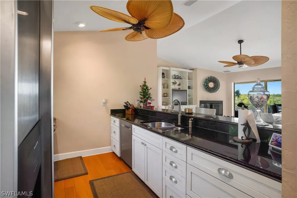 5773 Sanibel Captiva Road Sanibel FL 33957