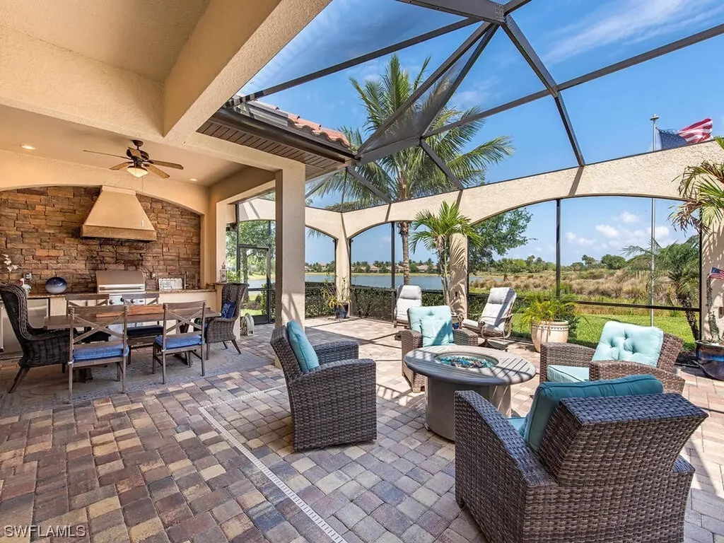 3325 Runaway Lane Naples FL 34114