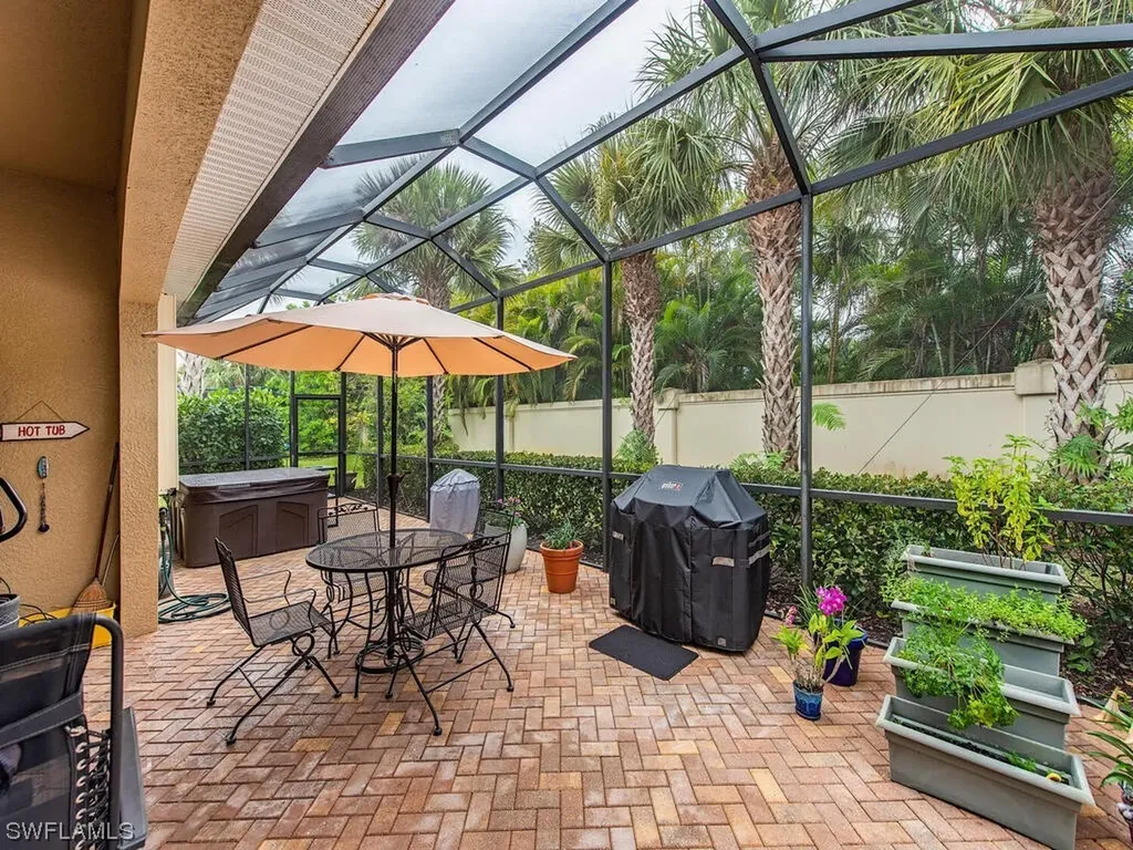 13643 Manchester Lane Naples FL 34109