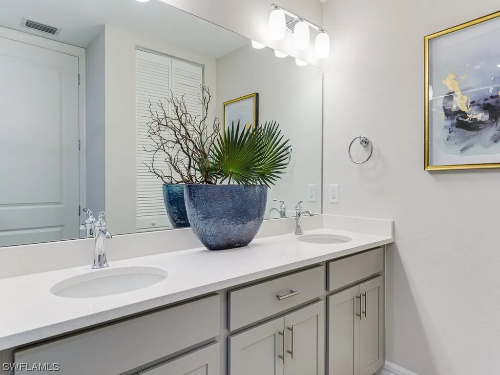 163 Indies Drive East Naples FL 34114