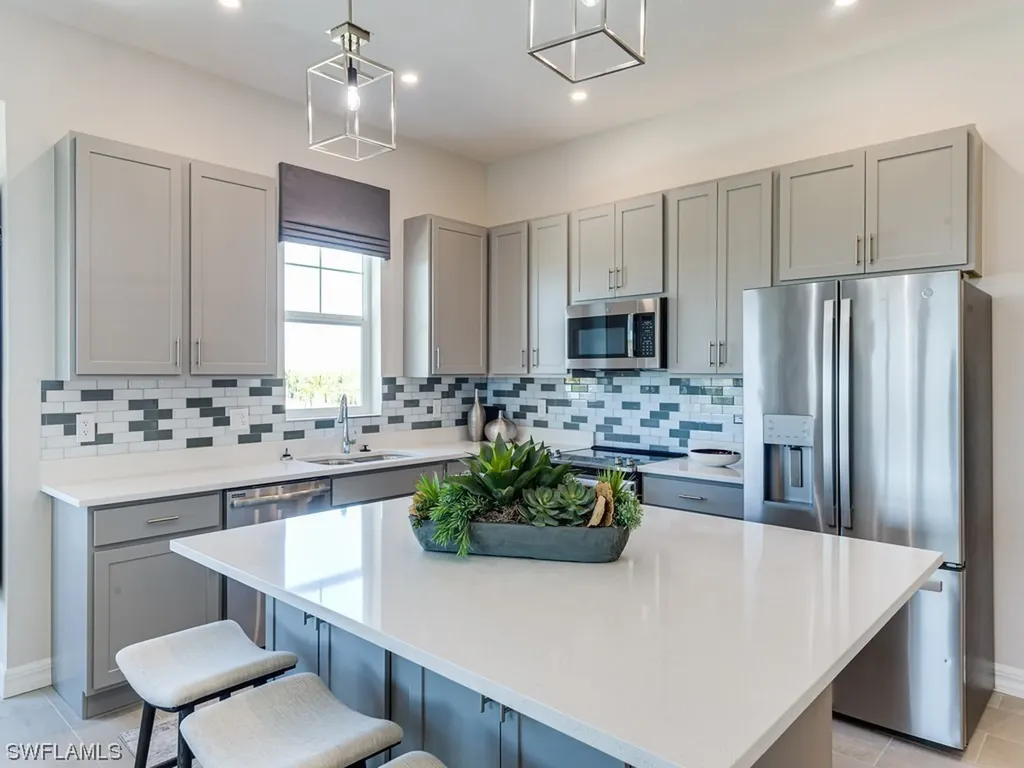 163 Indies Drive East Naples FL 34114