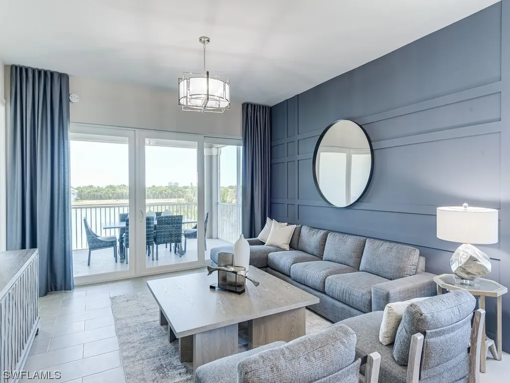 163 Indies Drive East Naples FL 34114