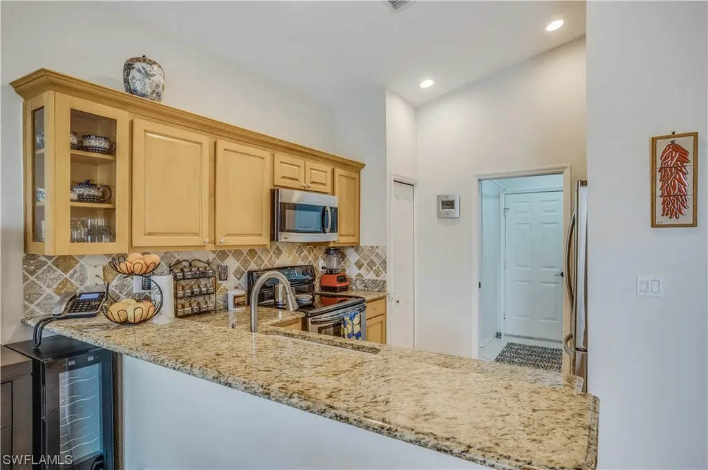 276 Glen Eagle Circle Naples FL 34104