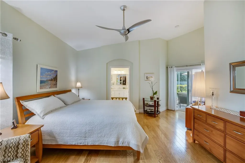 276 Glen Eagle Circle Naples FL 34104