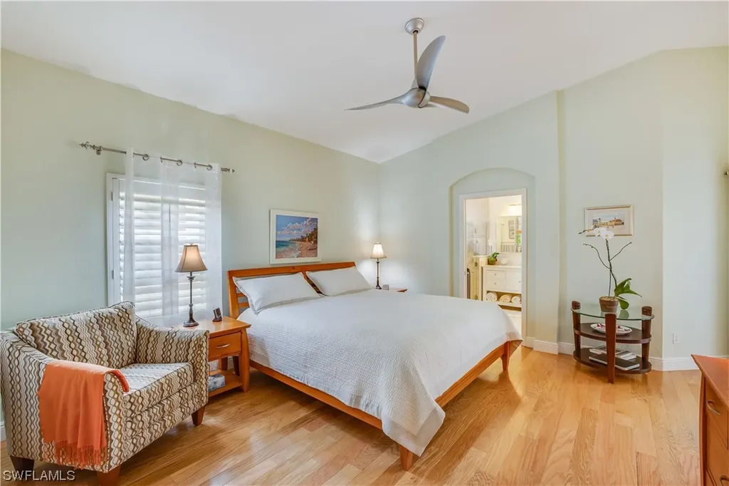 276 Glen Eagle Circle Naples FL 34104