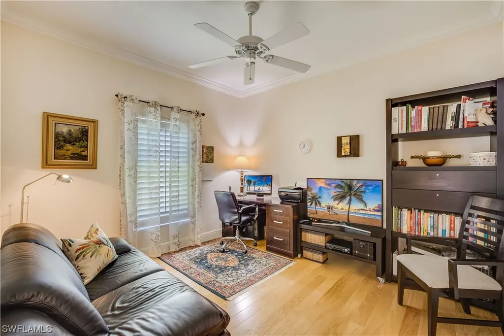 276 Glen Eagle Circle Naples FL 34104