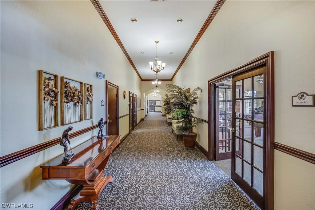 276 Glen Eagle Circle Naples FL 34104