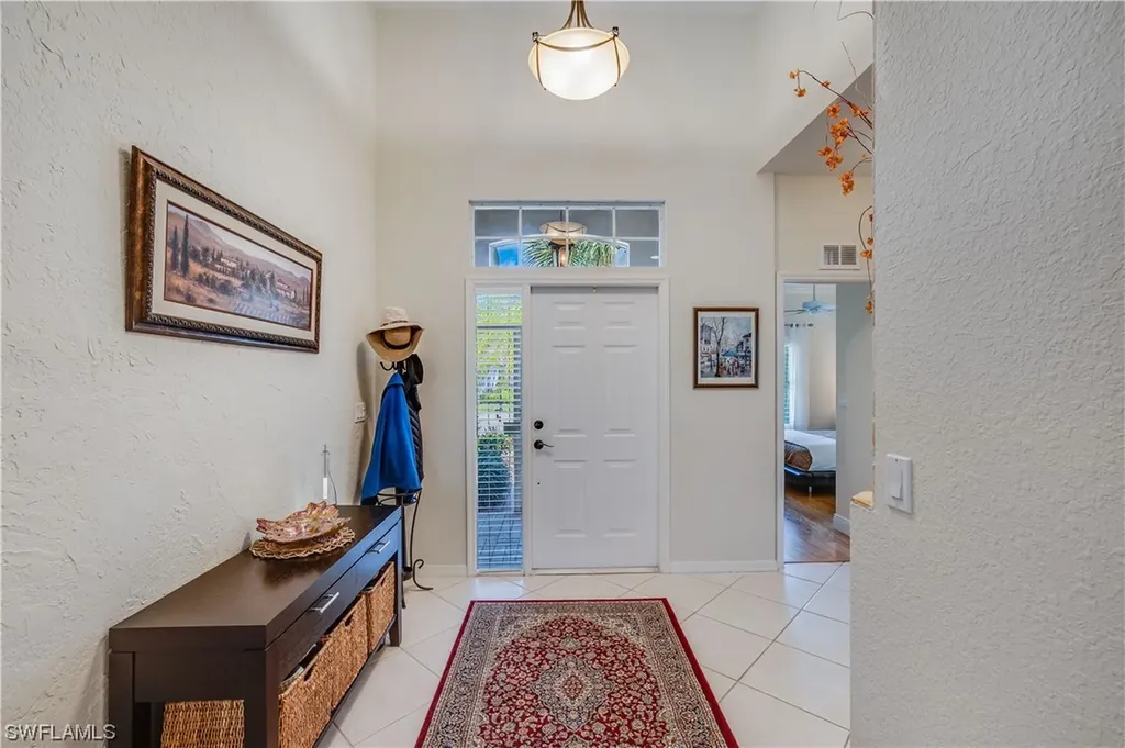 276 Glen Eagle Circle Naples FL 34104