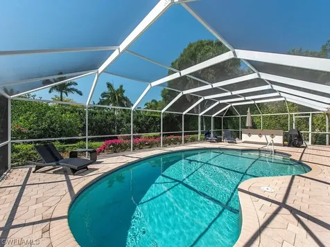 560 Neapolitan Way Naples FL 34103