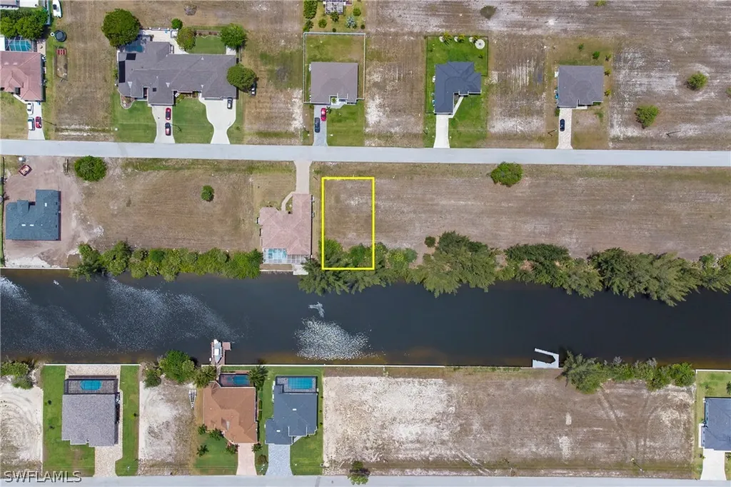 2339 NW 38th Avenue Cape Coral FL 33993