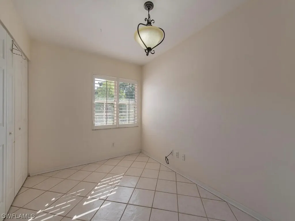 5045 Cedar Springs Drive Naples FL 34110