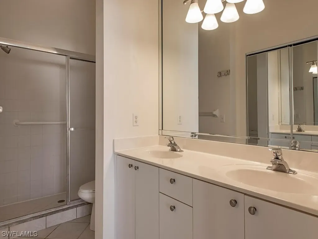 5045 Cedar Springs Drive Naples FL 34110
