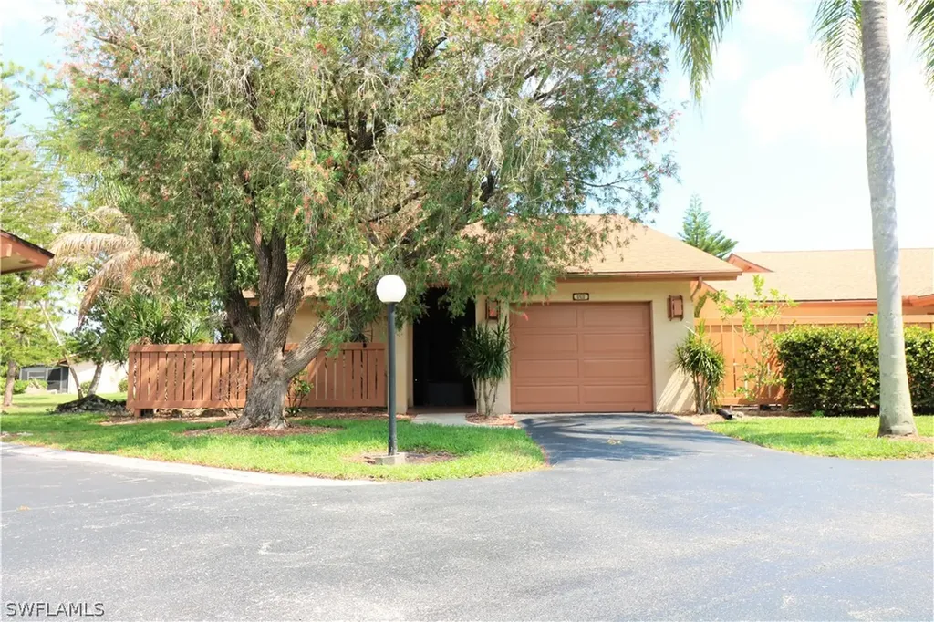 6419 Royal Woods Drive Fort Myers FL 33908