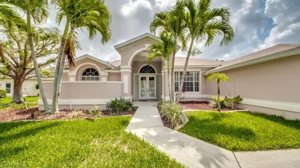 5723 Chiquita Boulevard S Cape Coral FL 33914