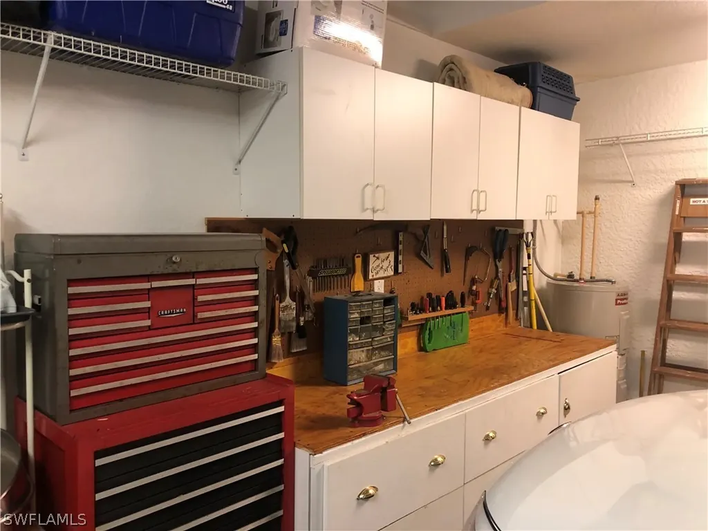 1402 SE 2nd Street Cape Coral FL 33990
