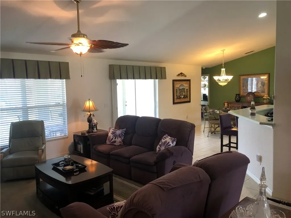 1402 SE 2nd Street Cape Coral FL 33990
